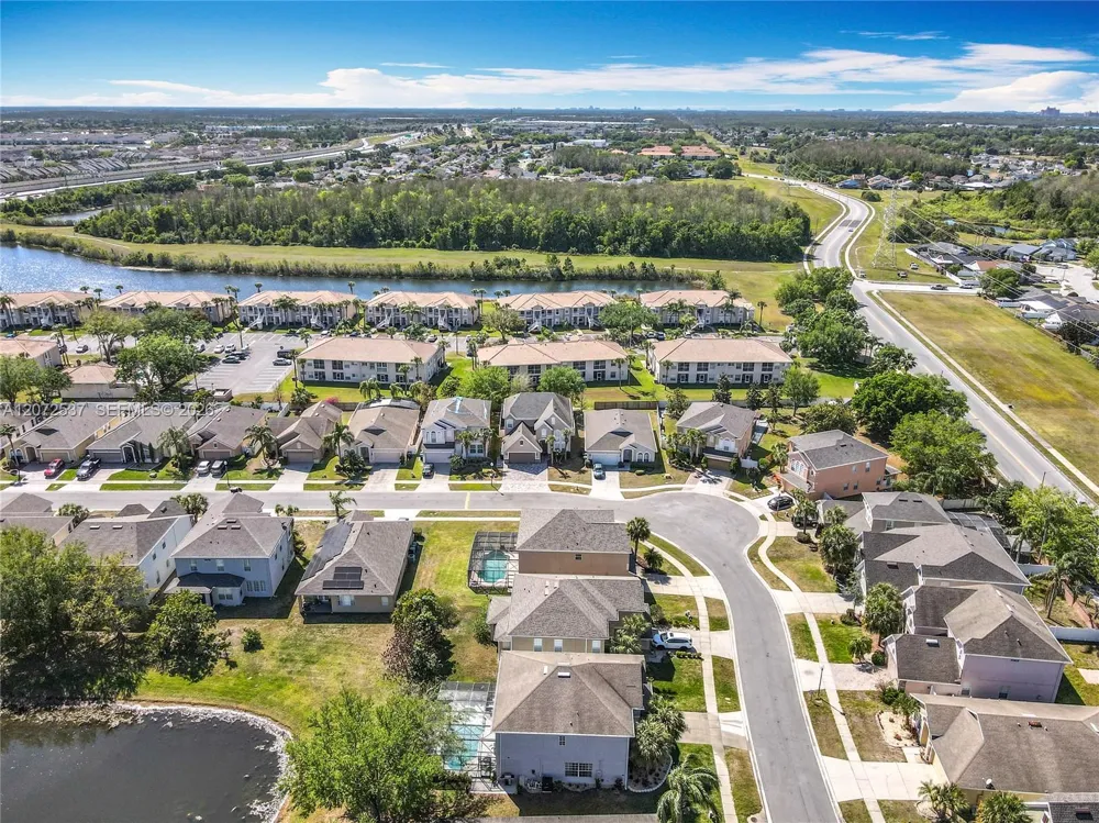 13430 Meadow Bay Loop Orlando, FL 32824