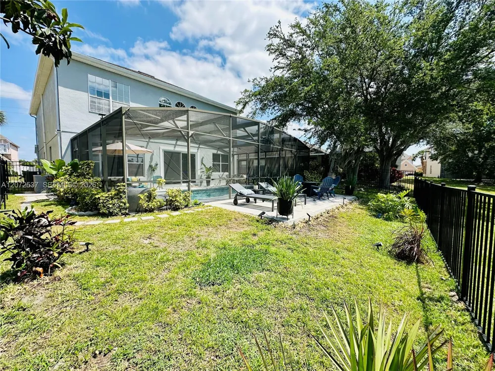 13430 Meadow Bay Loop Orlando, FL 32824