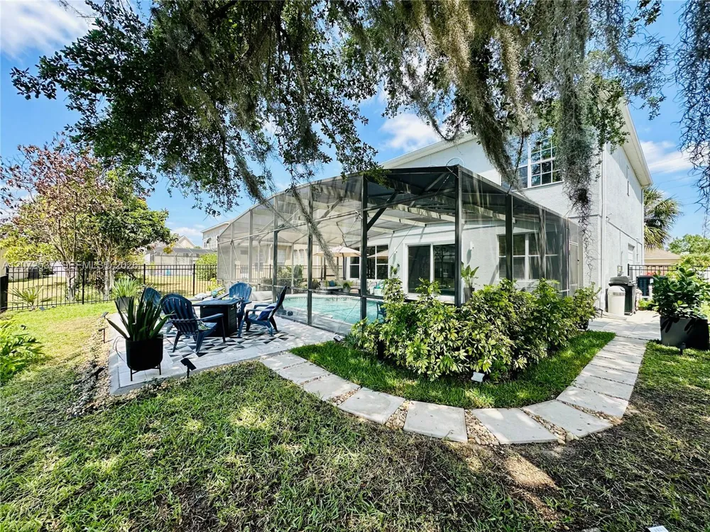 13430 Meadow Bay Loop Orlando, FL 32824