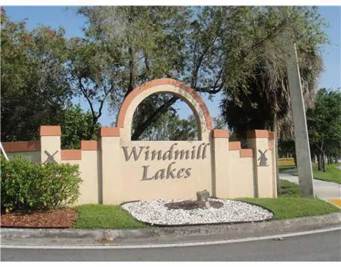 365 SW 86th Avenue #207