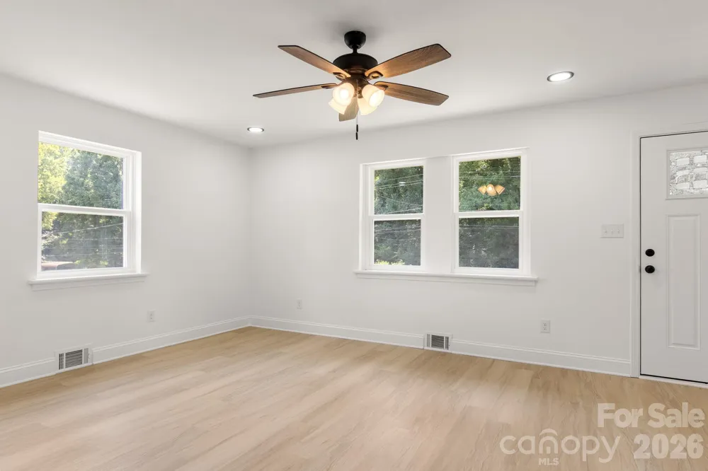 2325 Fowler Street #141 Kannapolis, NC 28083