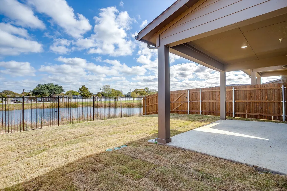 1550 homeplace Circle Mansfield, TX 76063