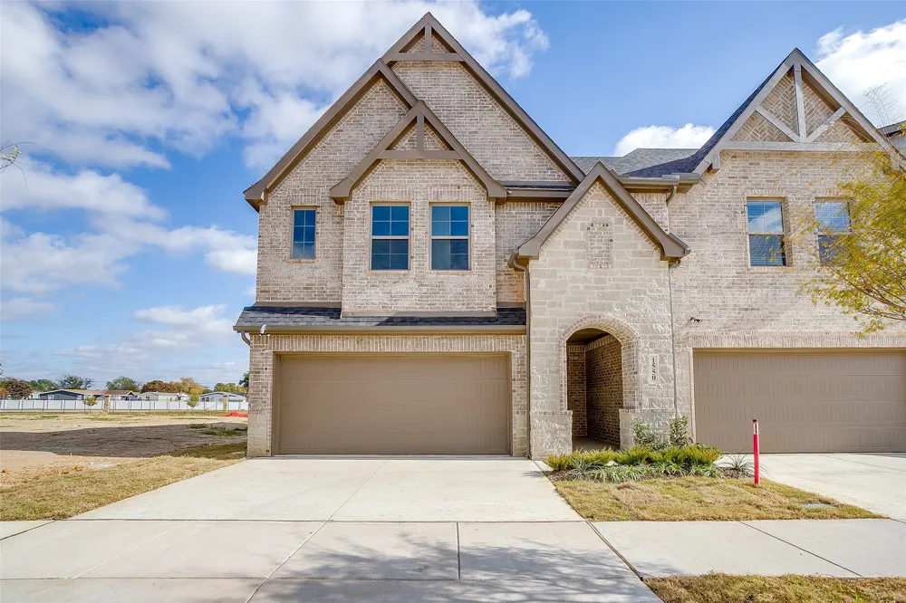 1550 homeplace Circle Mansfield, TX 76063