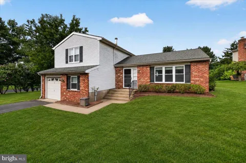 3 WILLOW COURT