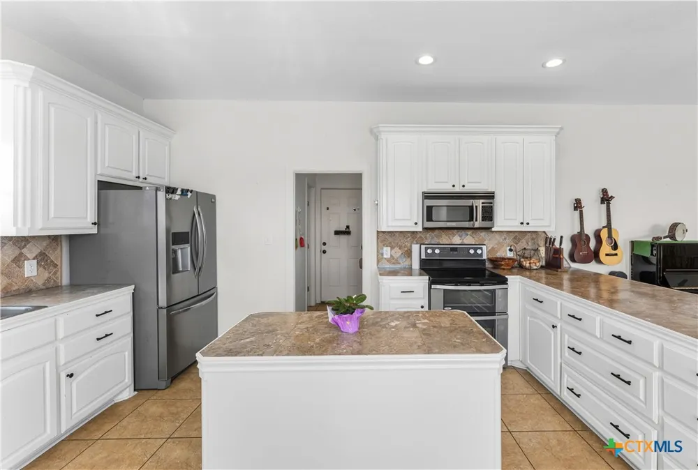 9122 Stinnett Mill Road Salado, TX 76571
