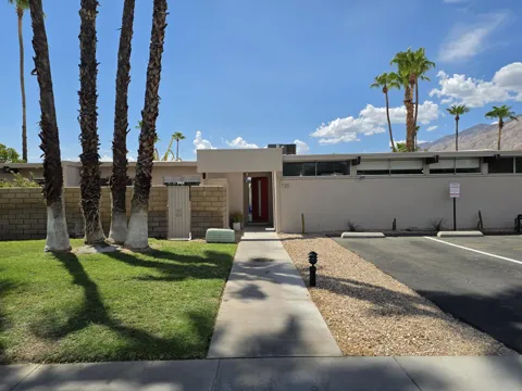 735 E Louise Drive