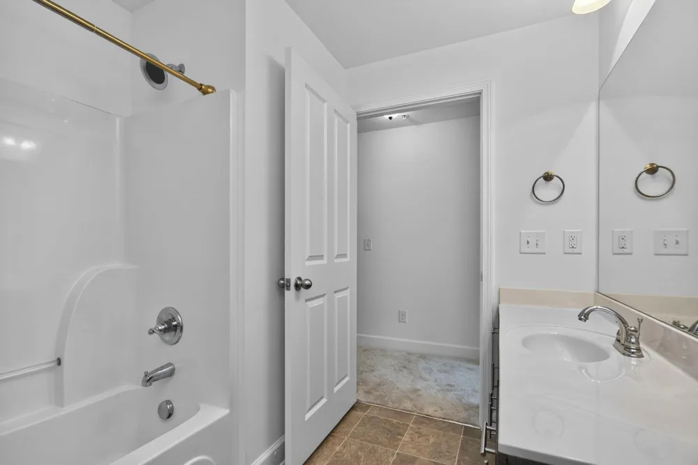 8605 Peckham Ln #9 Antioch, TN 37013