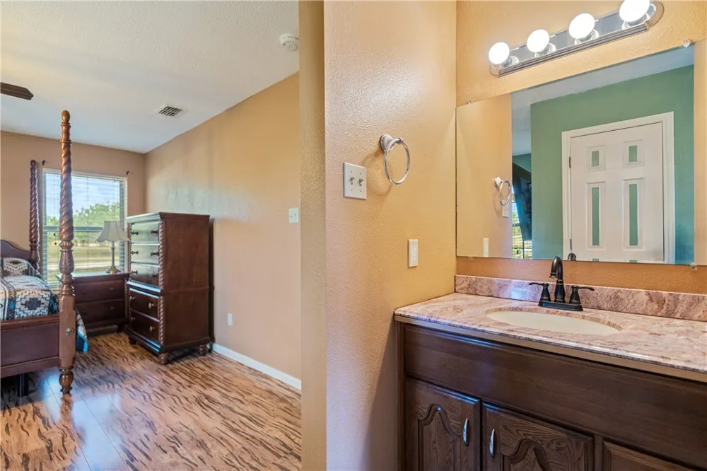 152 Clearwater Crossing Orange Grove, TX 78372