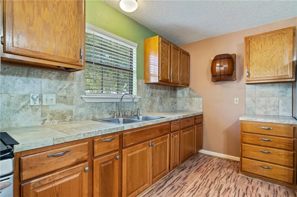 152 Clearwater Crossing Orange Grove, TX 78372