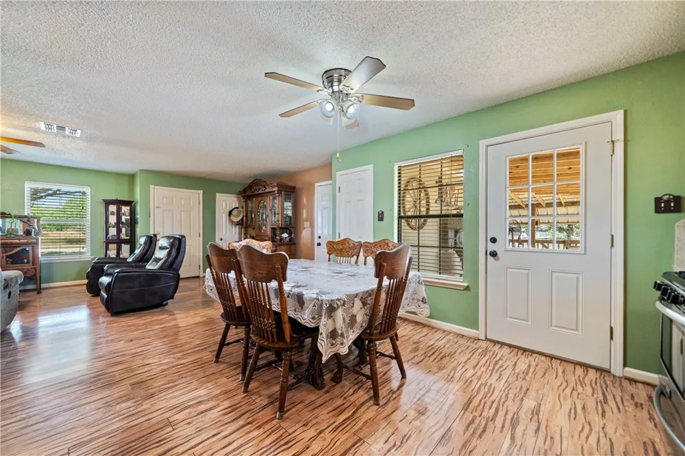 152 Clearwater Crossing Orange Grove, TX 78372