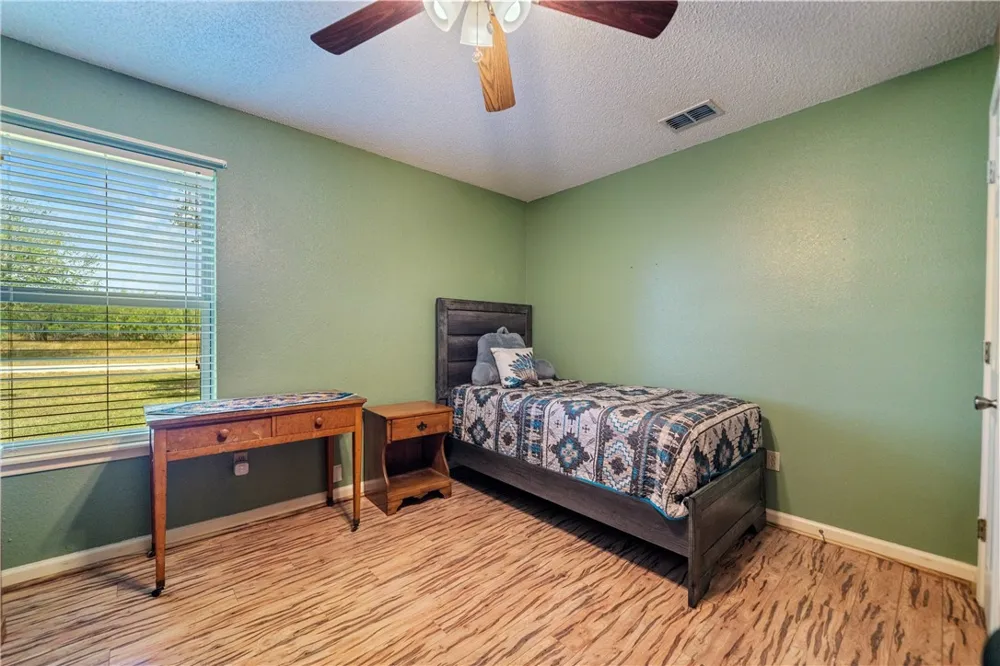 152 Clearwater Crossing Orange Grove, TX 78372