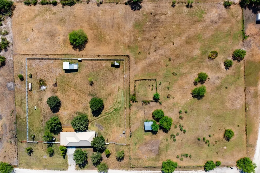 152 Clearwater Crossing Orange Grove, TX 78372