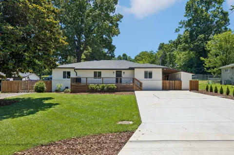 3312 Mountain View Drive
