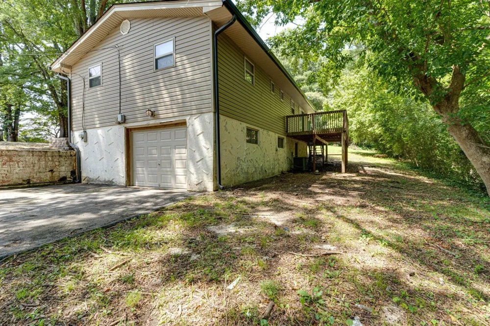 6 Canary Lane Rossville, GA 30741