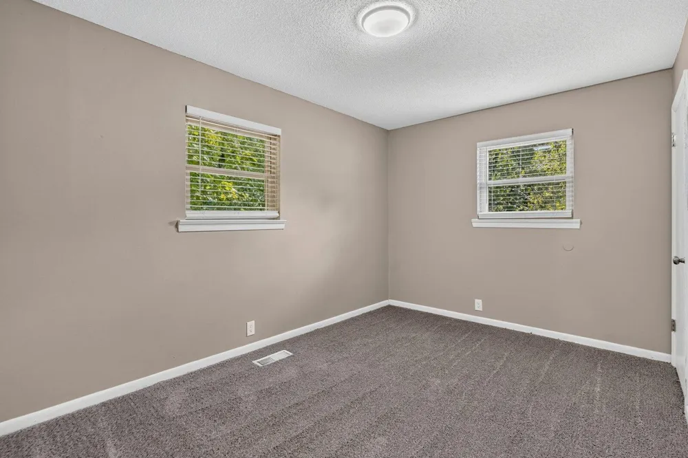 6 Canary Lane Rossville, GA 30741