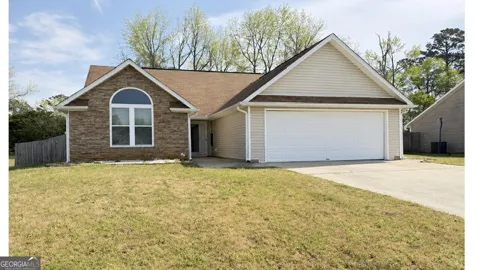 1762 Live Oak LN
