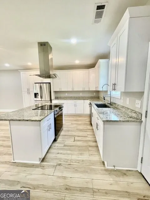 7241 Grayson DR Riverdale, GA 30296