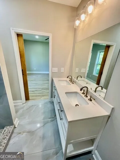 7241 Grayson DR Riverdale, GA 30296