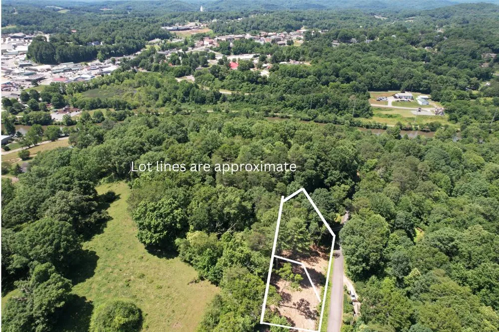 Kingwood Cir Franklin, NC 28734
