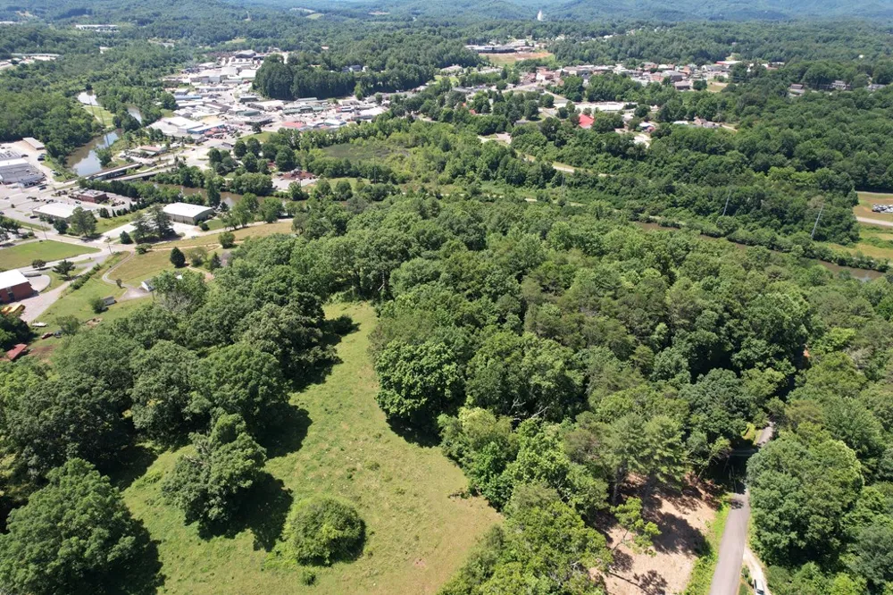 Kingwood Circle Franklin, NC 28734
