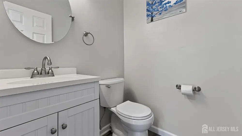 2 Mystic Court Sayreville, NJ 08872