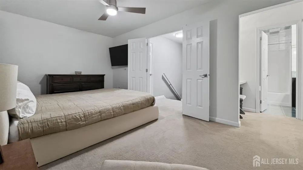 2 Mystic Court Sayreville, NJ 08872