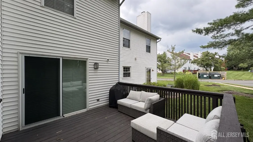 2 Mystic Court Sayreville, NJ 08872
