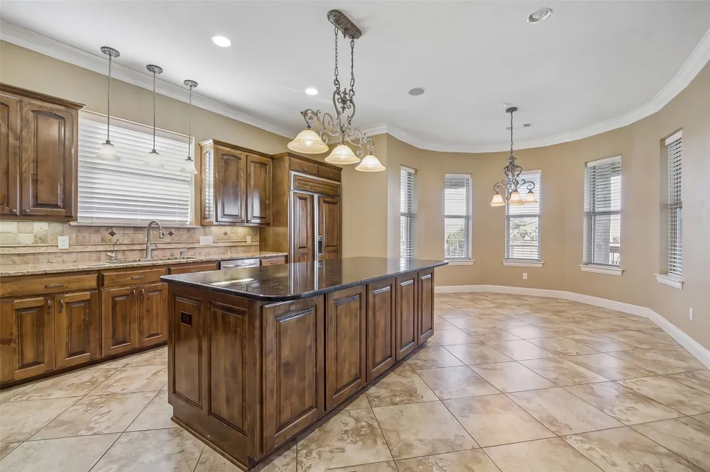 826 Cimmarron Bay Drive Runaway Bay, TX 76426