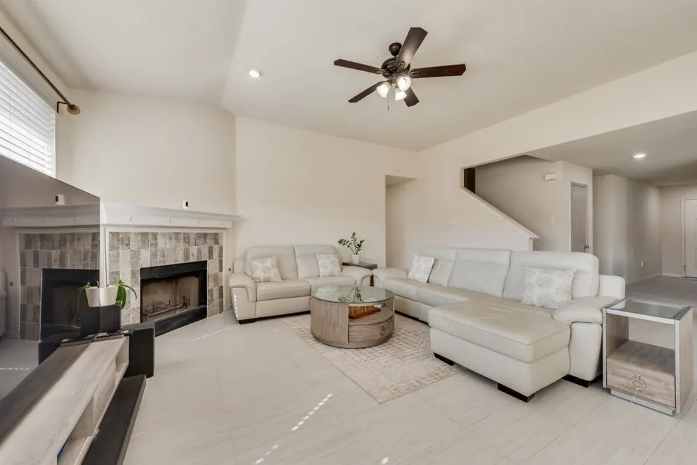 9208 Conestoga Drive Fort Worth, TX 76131