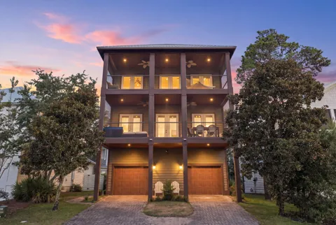 123 Grande Pointe Drive