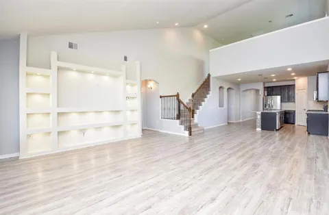 5354 Rue Dela Croix Drive