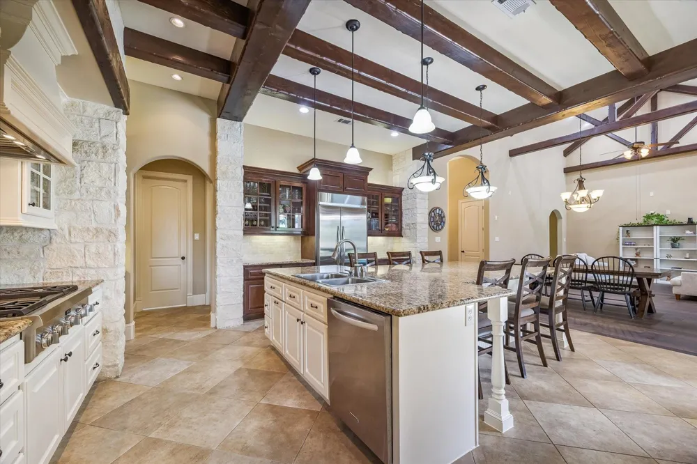 515 Otto Street East Bernard, TX 77435