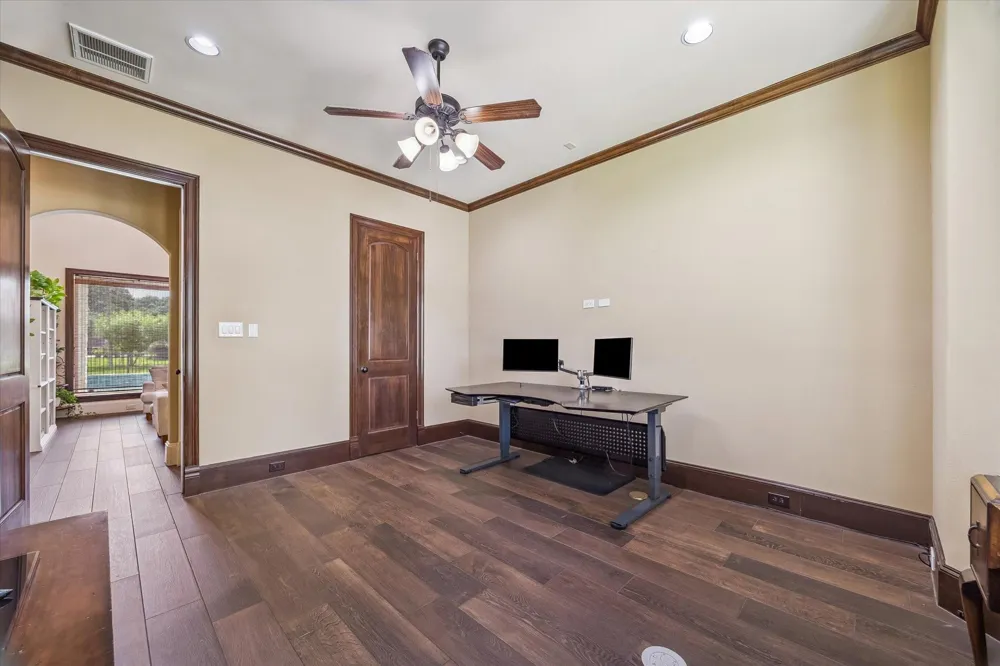 515 Otto Street East Bernard, TX 77435