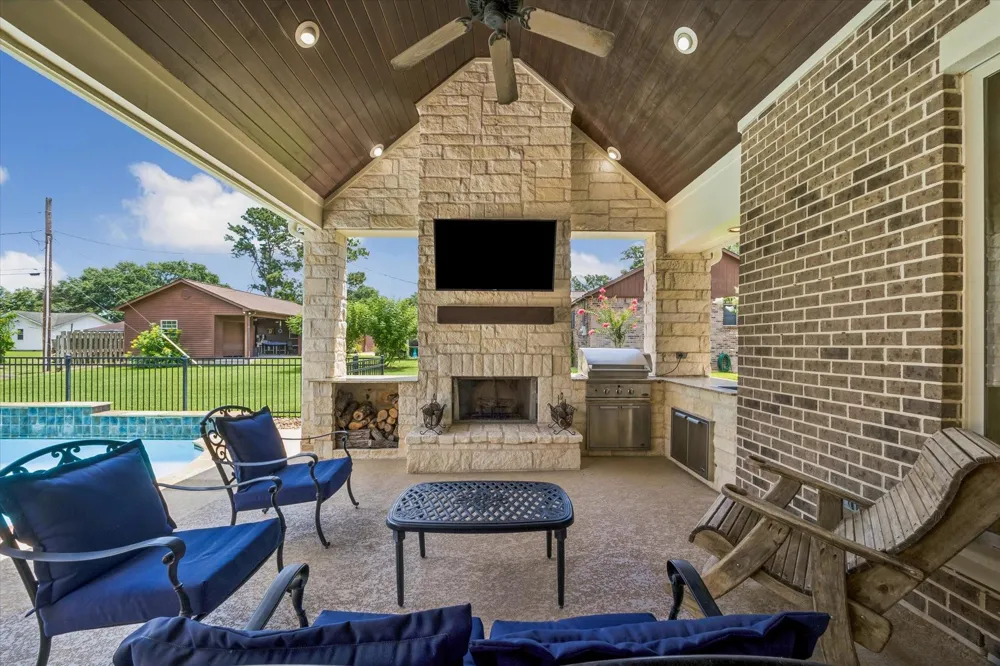 515 Otto Street East Bernard, TX 77435