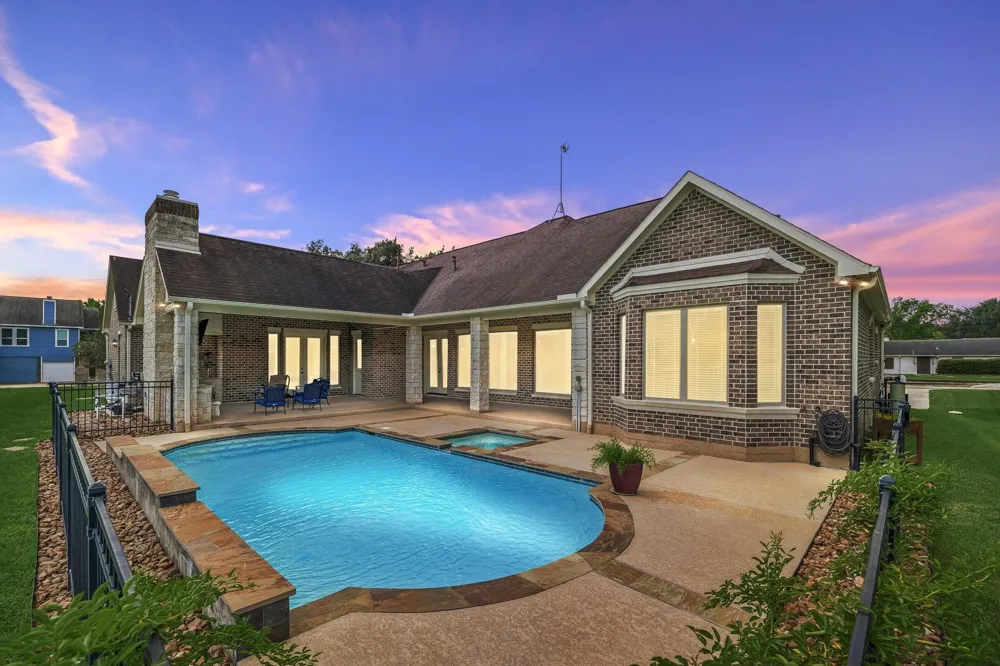 515 Otto Street East Bernard, TX 77435