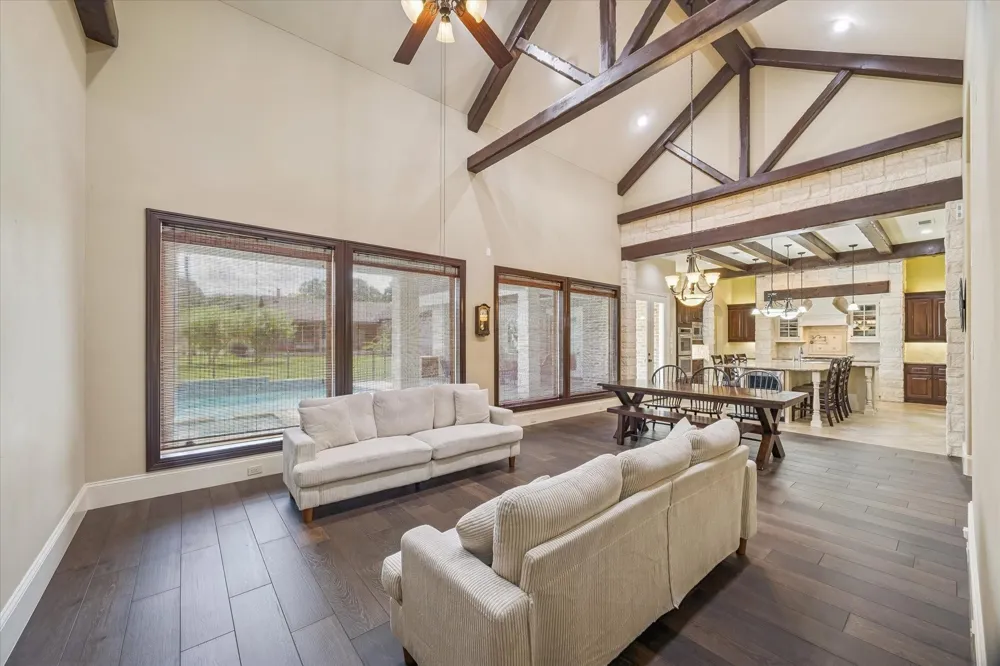 515 Otto Street East Bernard, TX 77435
