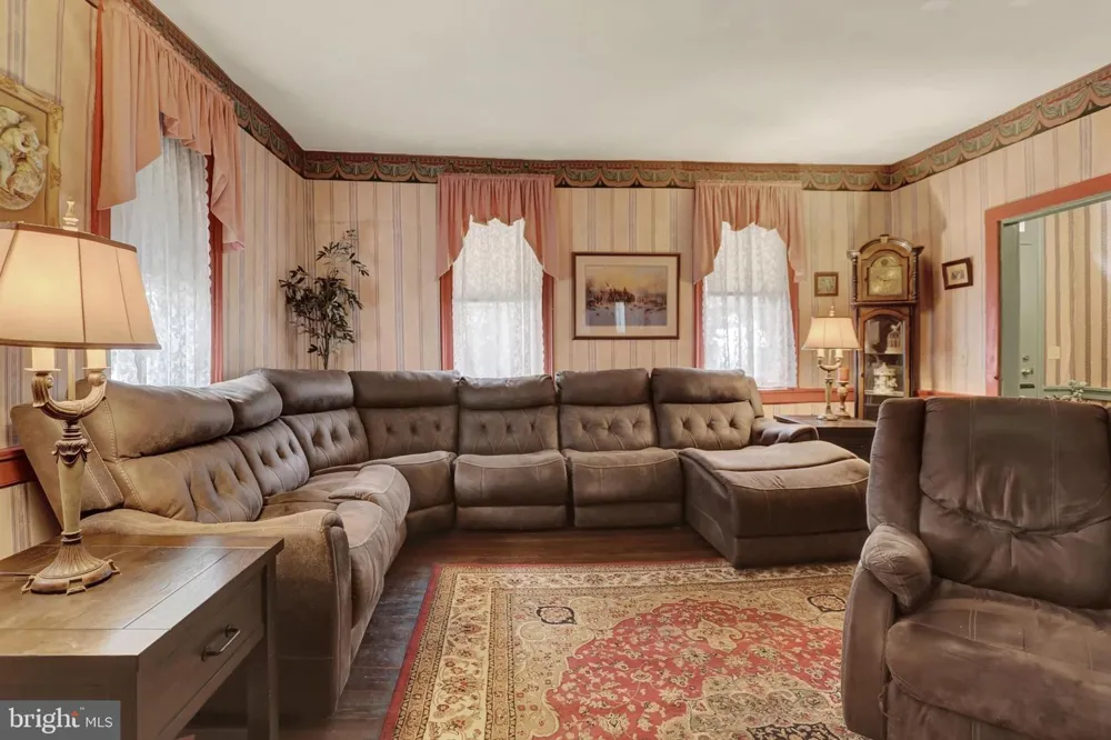 114 E MARKET STREET Gratz, PA 17030