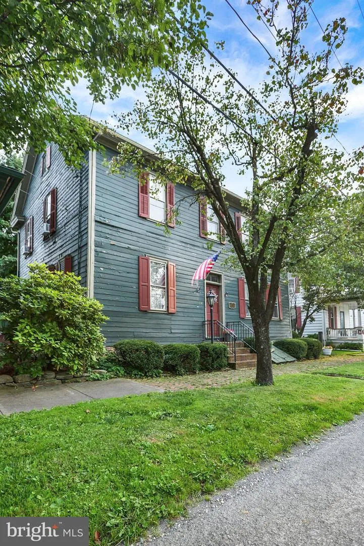 114 E MARKET STREET Gratz, PA 17030
