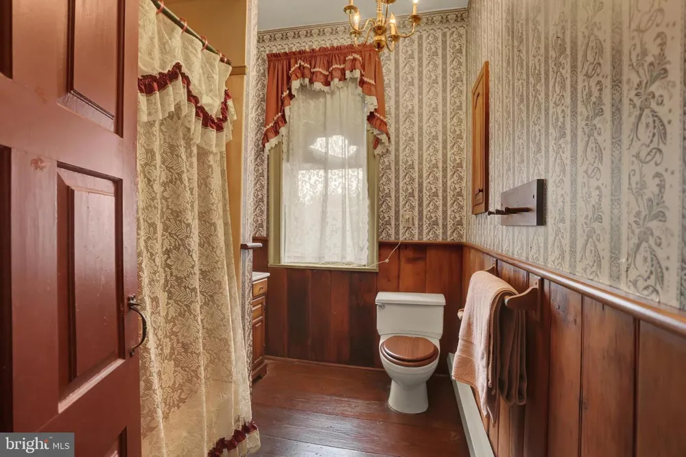 114 E MARKET STREET Gratz, PA 17030