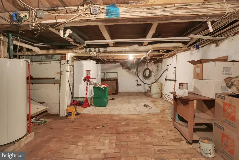 114 E MARKET STREET Gratz, PA 17030
