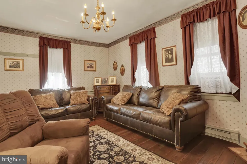 114 E MARKET STREET Gratz, PA 17030