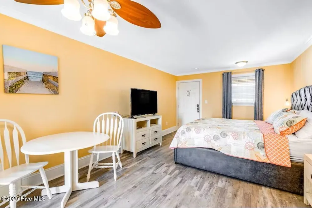 1501 New River Drive #202 Surf City, NC 28445