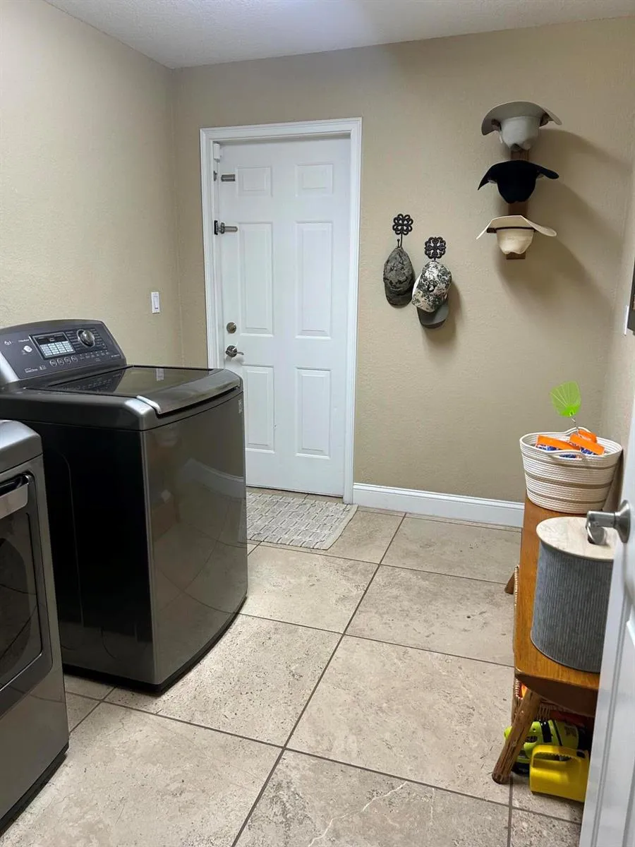 1476 NE 40TH AVENUE Okeechobee, FL 34972