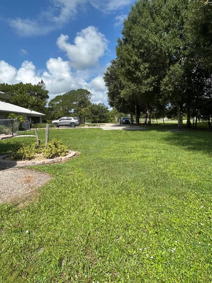 1476 NE 40TH AVENUE Okeechobee, FL 34972