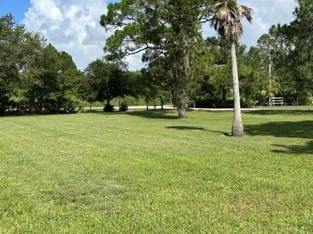 1476 NE 40TH AVENUE Okeechobee, FL 34972