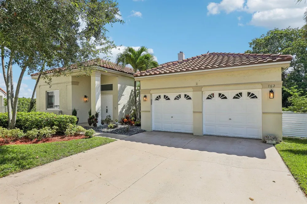 762 Heritage Drive Weston, FL 33326