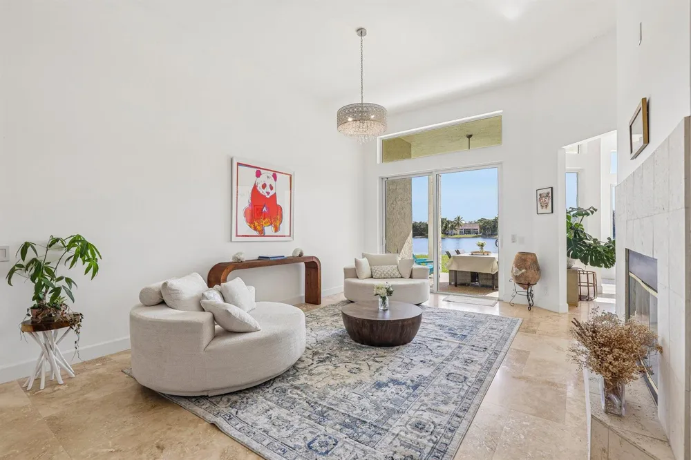 762 Heritage Drive Weston, FL 33326