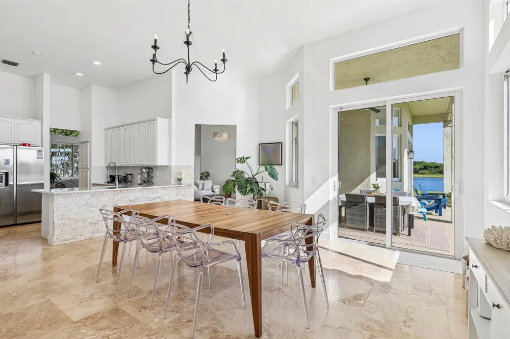 762 Heritage Drive Weston, FL 33326