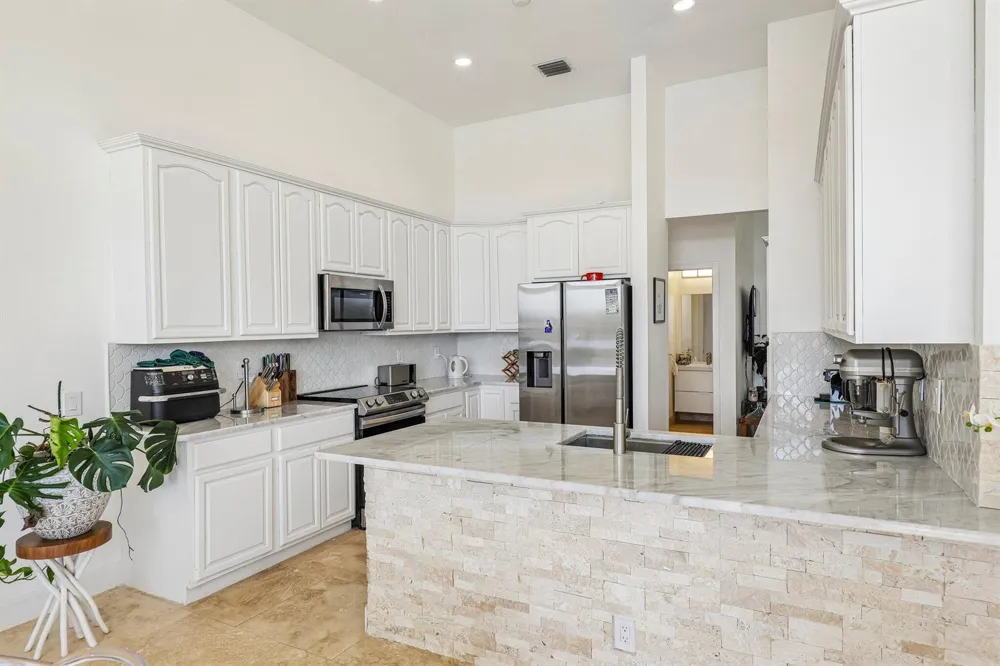 762 Heritage Drive Weston, FL 33326