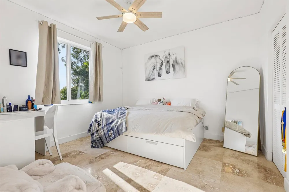 762 Heritage Drive Weston, FL 33326